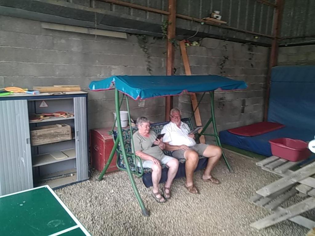 Camping La Foret Du Morvan Larochemillay Bagian luar foto