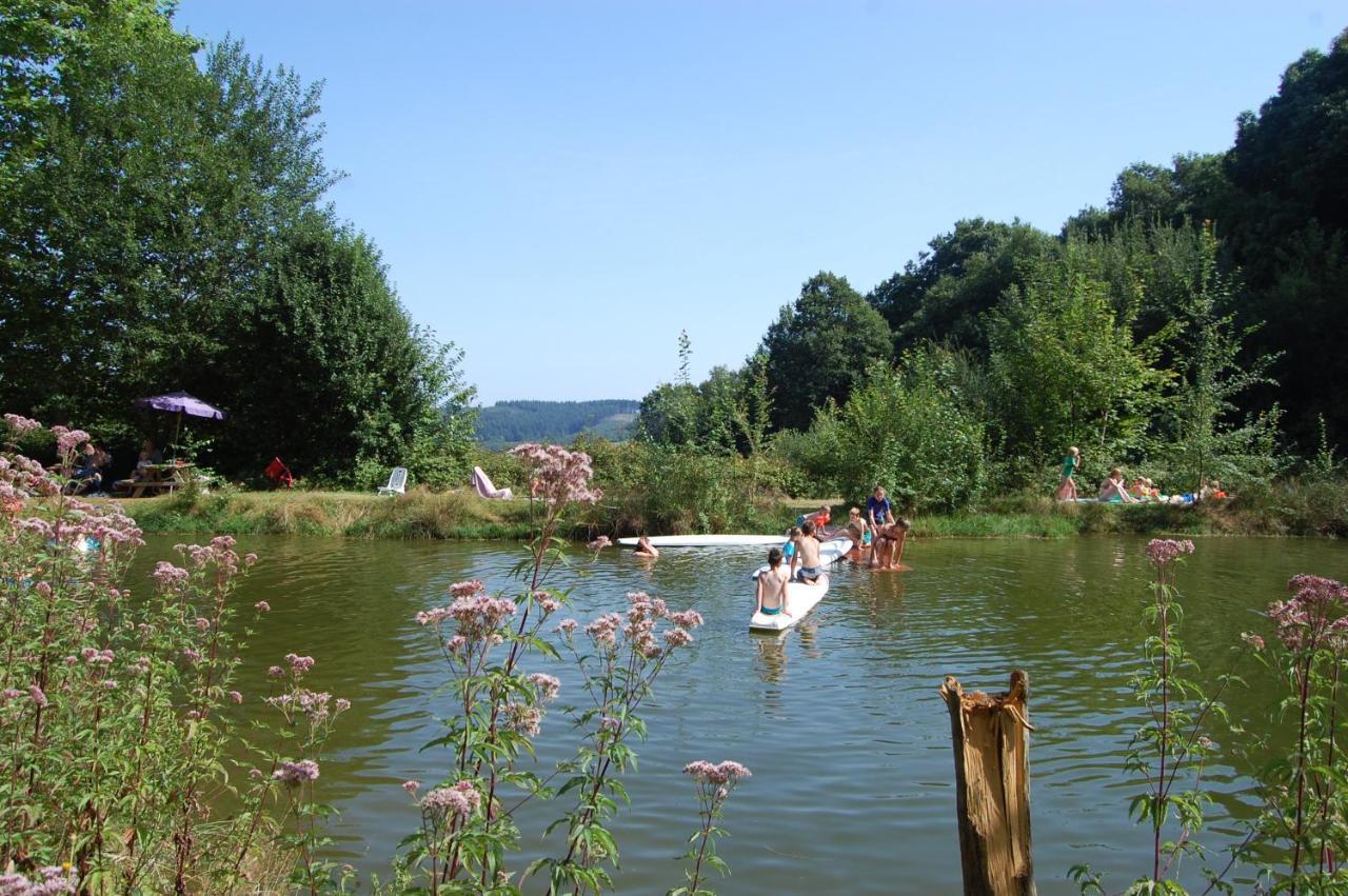 Camping La Foret Du Morvan Larochemillay Bagian luar foto